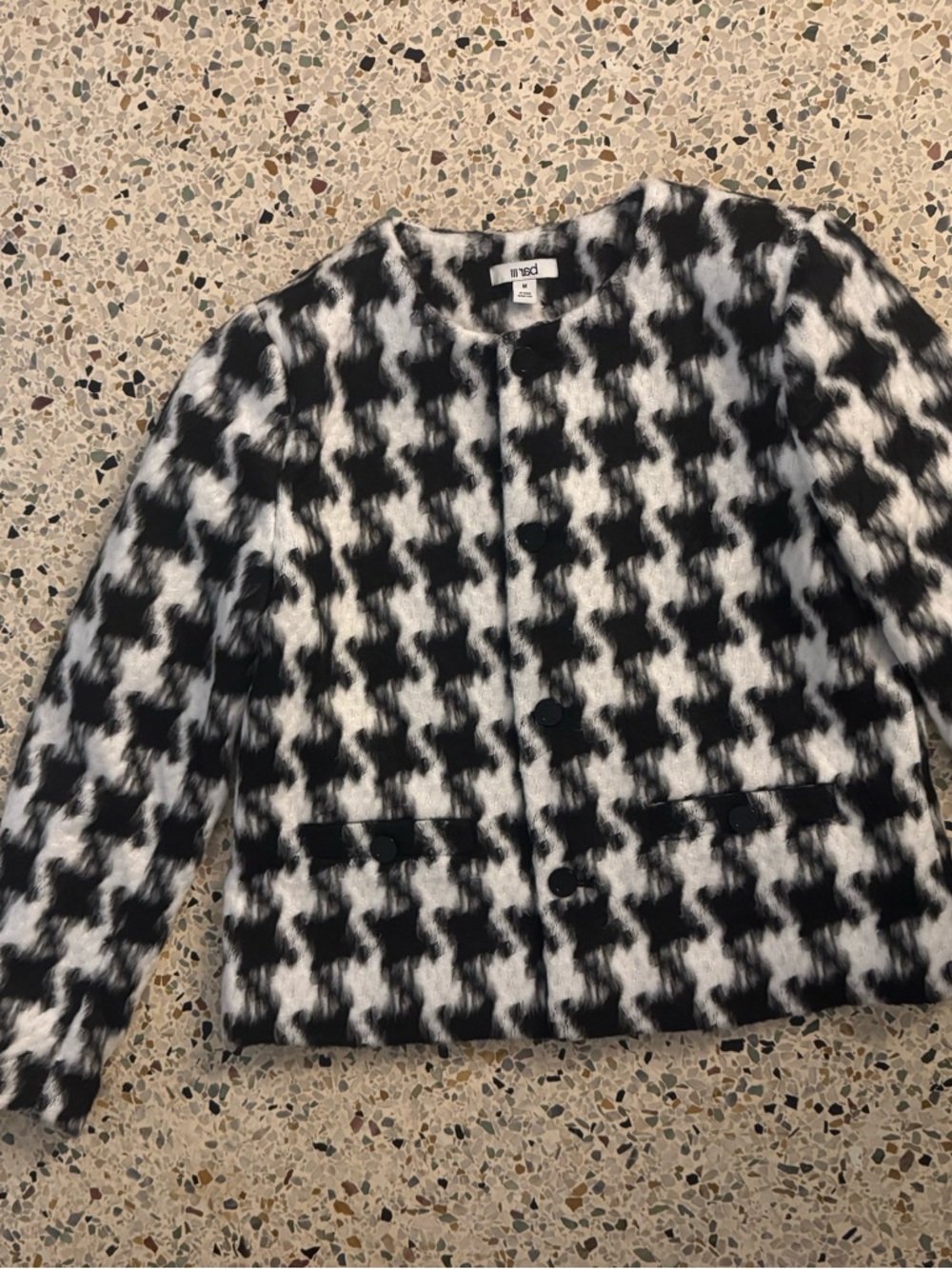 Bar III Black and White Houndstooth Cropped Jacket - Picture 3 of 3